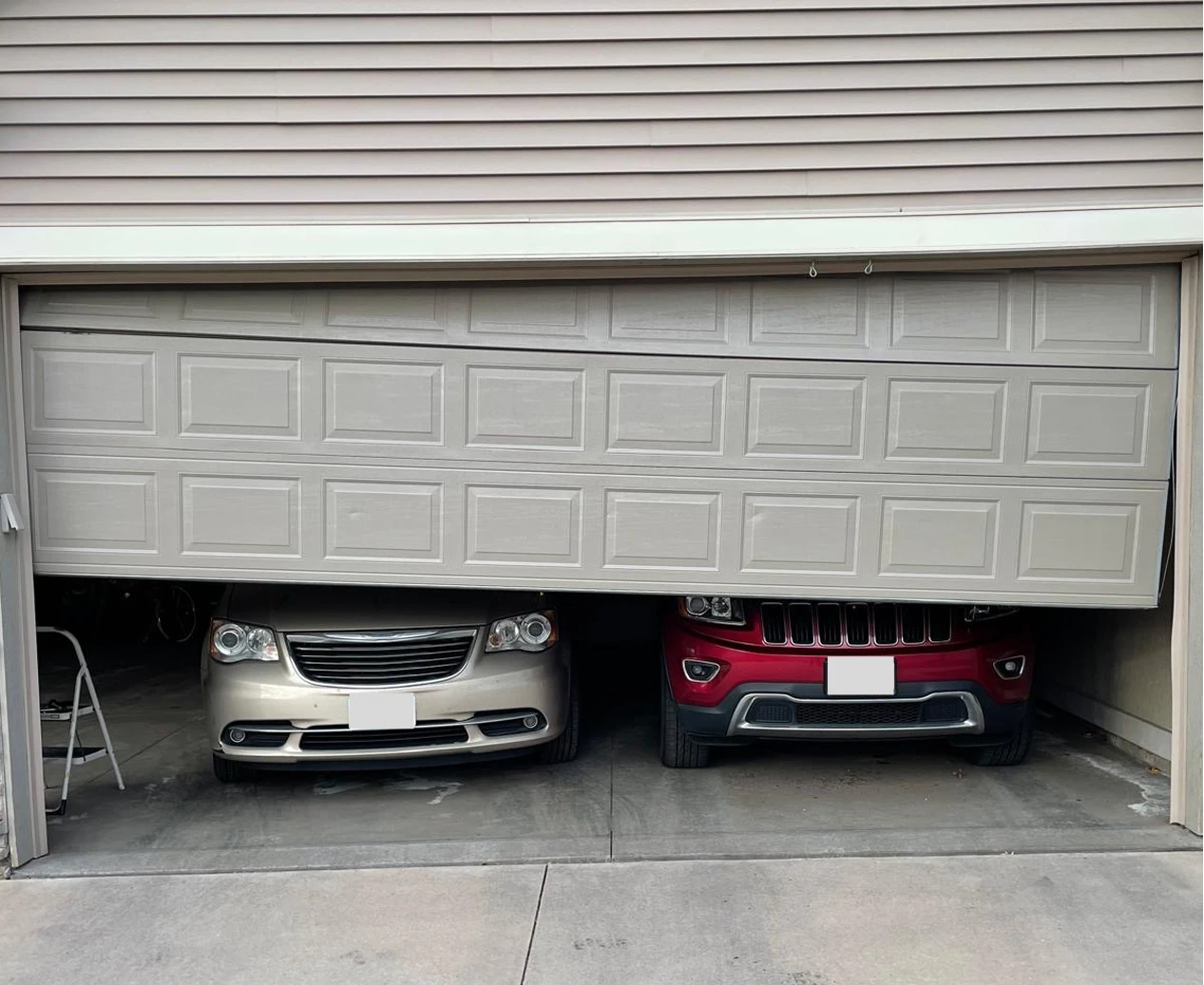 A picture of our Emergency Garage Door Repair service